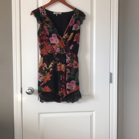 Parisian Collection hand crafted with love floral romper - Picture 1 of 3